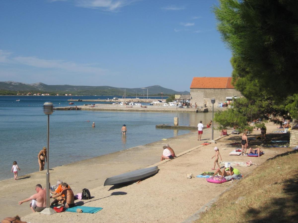 Villa „Drei Palmen“ สเวติ ฟิลลิปปี ยาคอฟ ภายนอก รูปภาพ