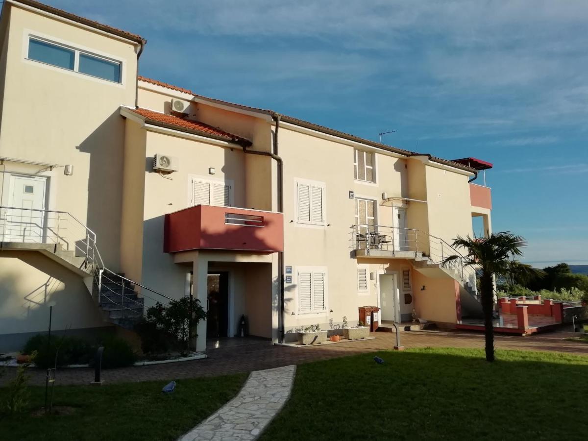 Villa „Drei Palmen“ สเวติ ฟิลลิปปี ยาคอฟ ภายนอก รูปภาพ