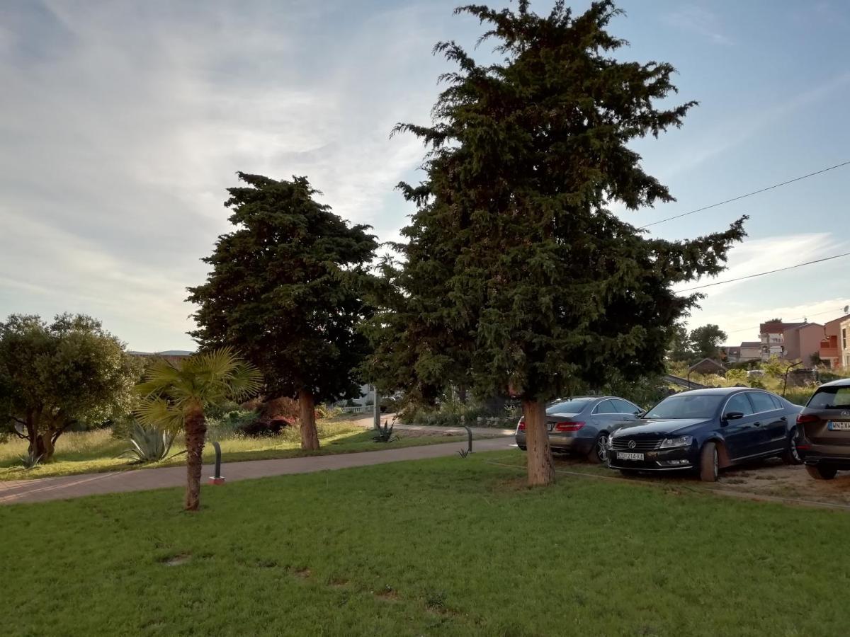Villa „Drei Palmen“ สเวติ ฟิลลิปปี ยาคอฟ ภายนอก รูปภาพ